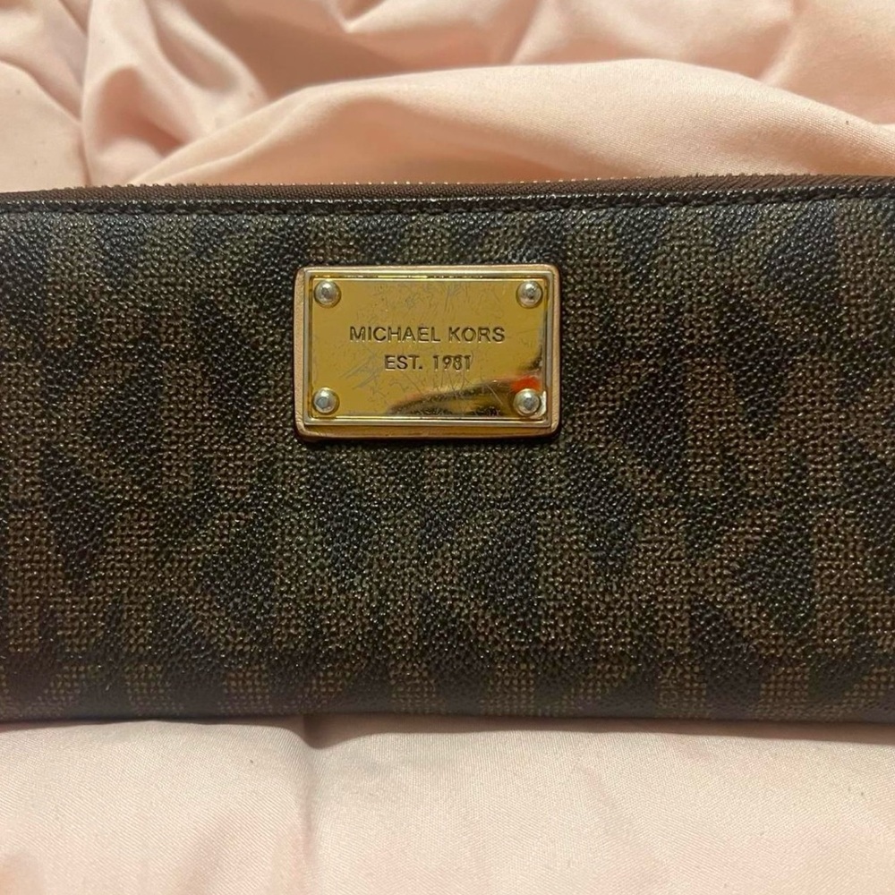 Michael Kors Brown Wallet